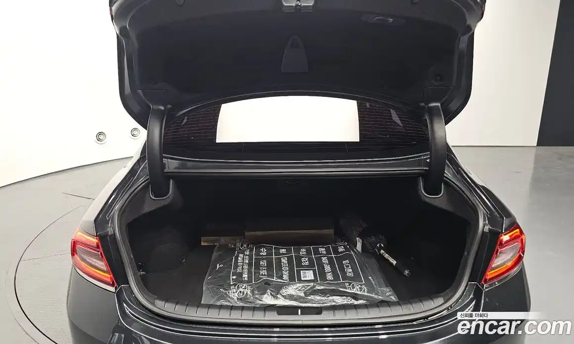 Hyundai Grandeur 2019 2.4 Автомат в Москве № 582456, фото 20