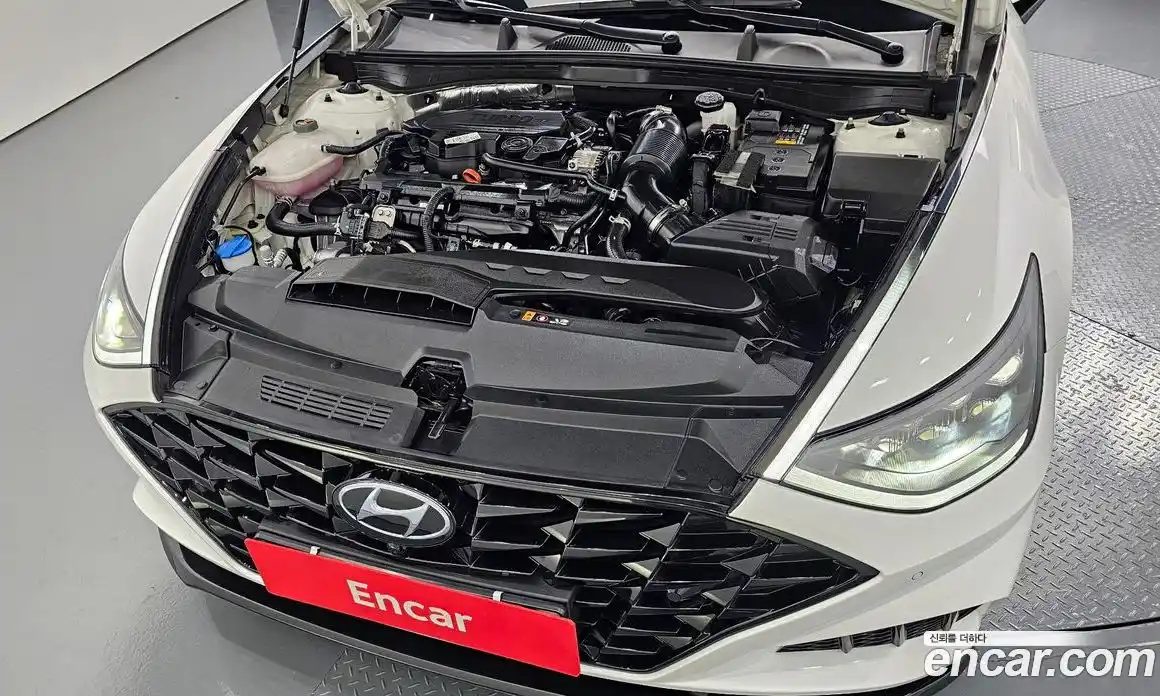 Hyundai Sonata 2022 1.6 Автомат в Москве № 582494, фото 6