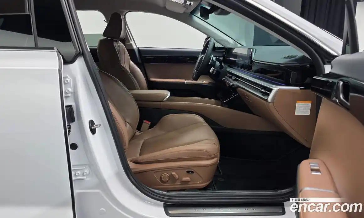 Hyundai Grandeur 2023 1.6 Автомат в Москве № 582574, фото 9