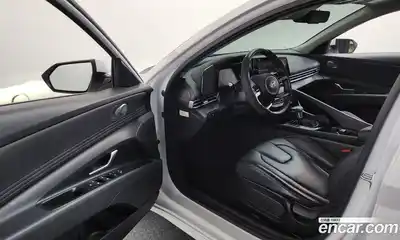 Hyundai Avante 2025 1.6 Автомат в Москве № 582693, миниатюра 10