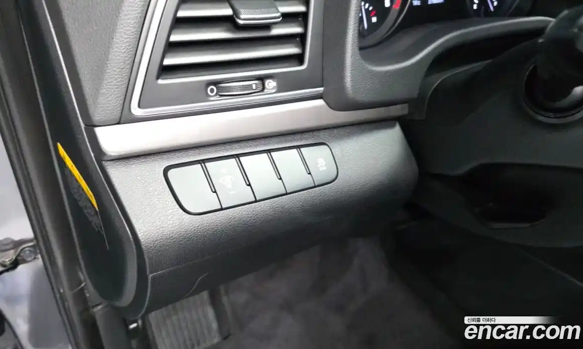 Hyundai Avante 2017 1.6 Автомат в Москве № 582916, фото 17