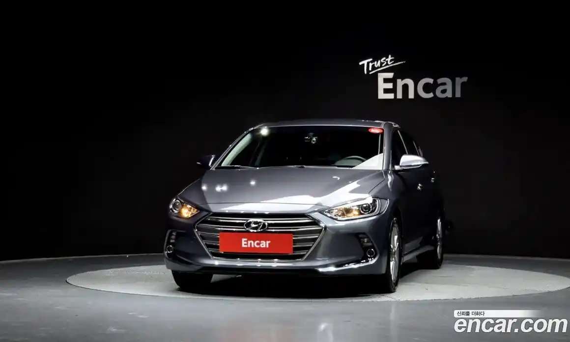 Hyundai Avante 2017 1.6 Автомат в Москве № 582916, фото 3