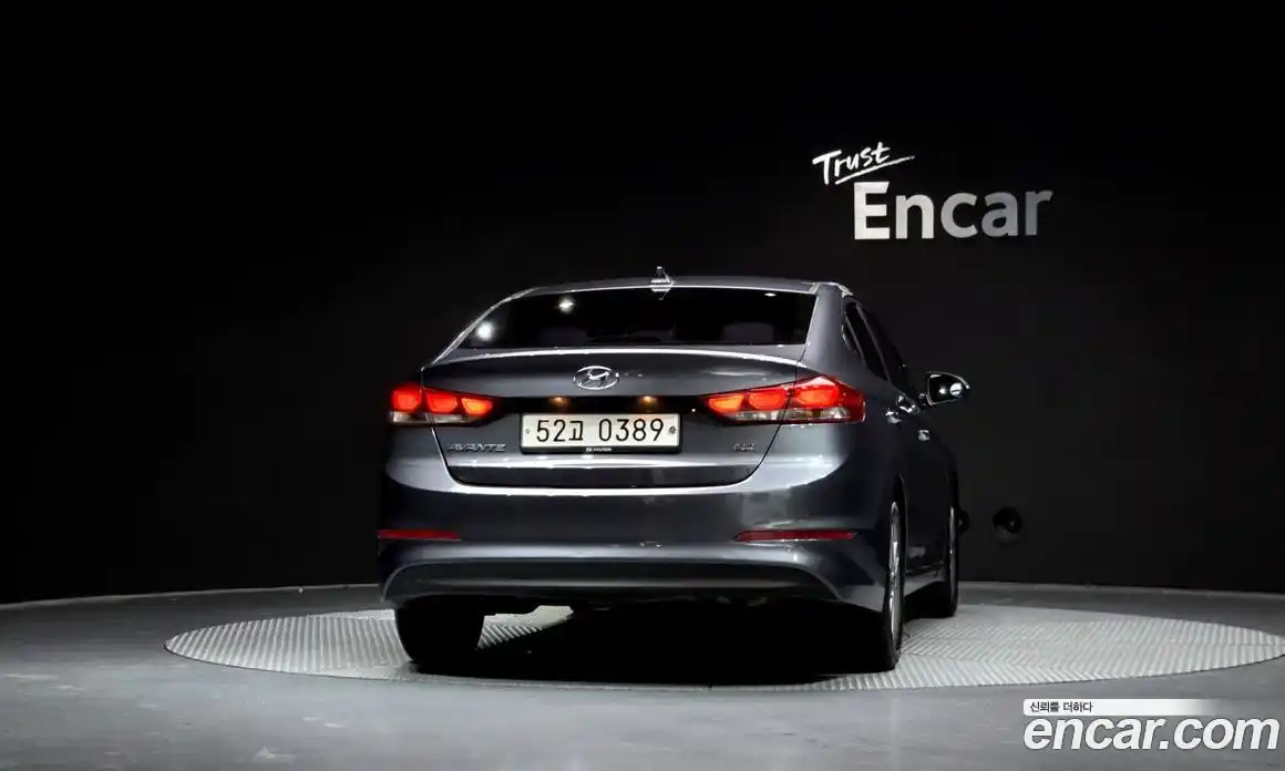 Hyundai Avante 2017 1.6 Автомат в Москве № 582916, фото 4