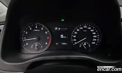 Hyundai Avante 2017 1.6 Автомат в Москве № 582916, миниатюра 8