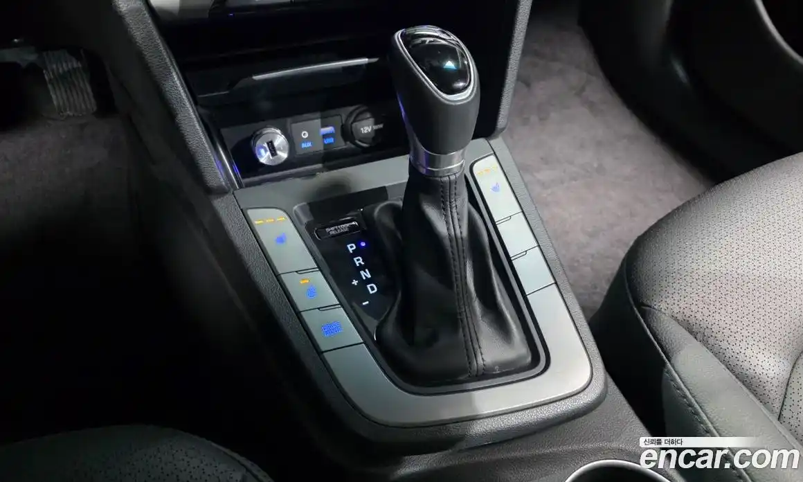 Hyundai Avante 2017 1.6 Автомат в Москве № 582916, фото 9