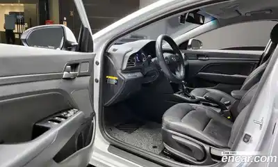 Hyundai Avante 2019 1.6 Автомат в Москве № 582963, миниатюра 11