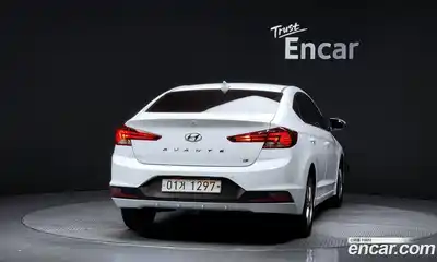 Hyundai Avante 2019 1.6 Автомат в Москве № 582963, миниатюра 4