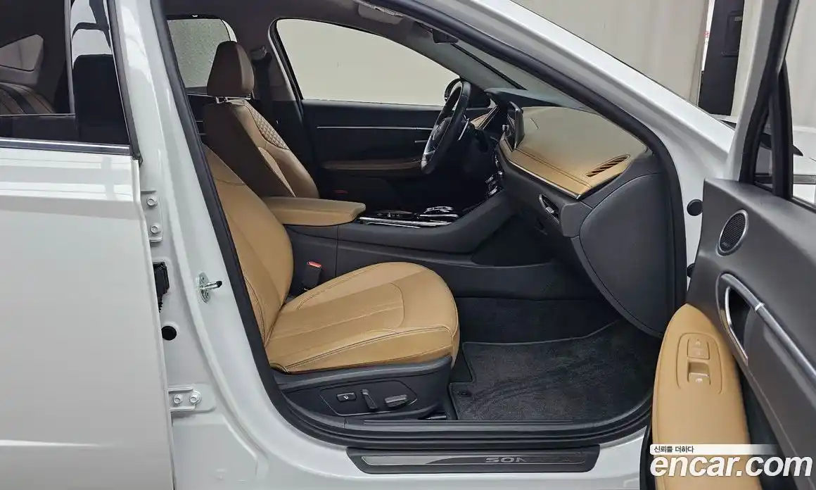 Hyundai Sonata 2021 1.6 Автомат в Москве № 583020, фото 11