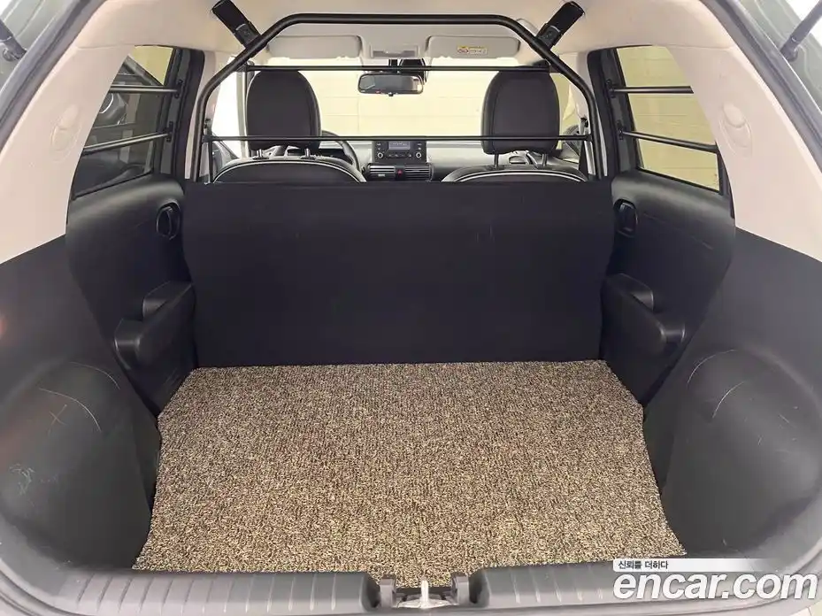 Hyundai Casper 2023 1.0 Автомат в Москве № 583056, фото 13