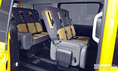 Hyundai Staria 2022 3.5 Автомат в Москве № 583079, миниатюра 11