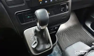 Hyundai Staria 2022 3.5 Автомат в Москве № 583079, миниатюра 8