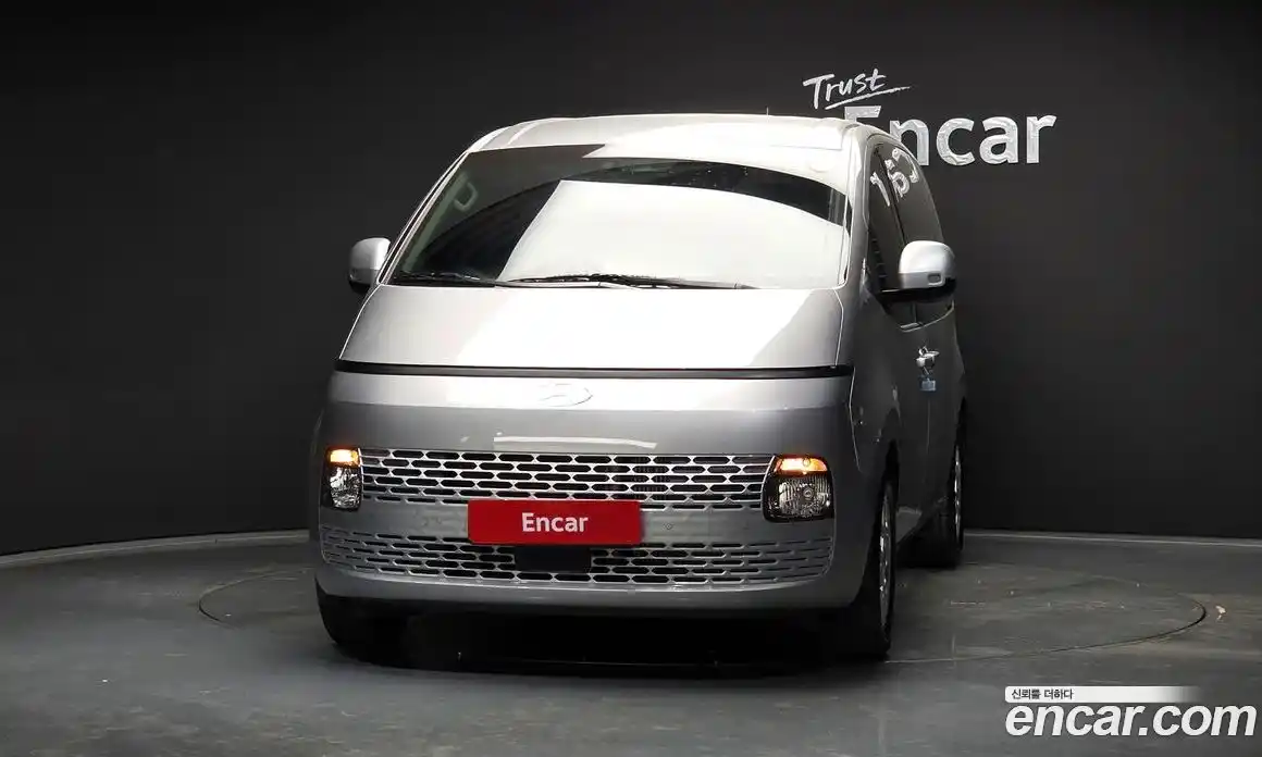 Hyundai Staria 2025 2.2 Автомат в Москве № 583123, фото 3