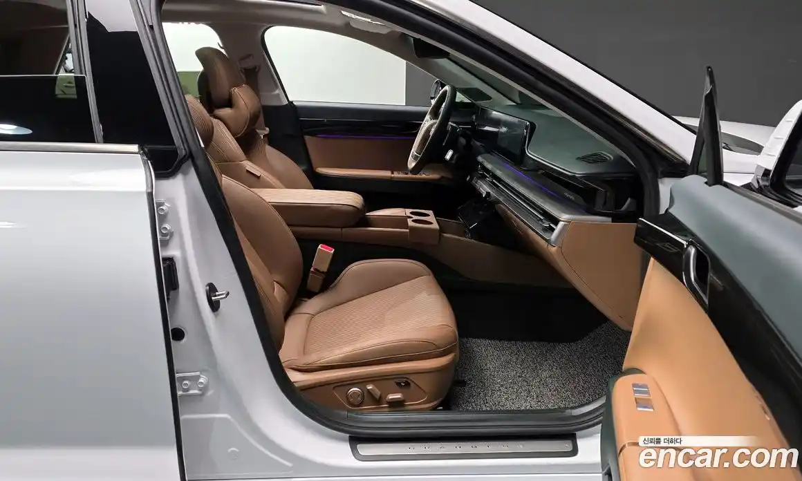 Hyundai Grandeur 2023 3.5 Автомат в Москве № 583155, фото 11