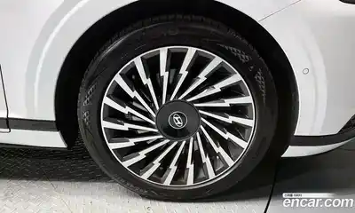 Hyundai Grandeur 2023 3.5 Автомат в Москве № 583155, миниатюра 5