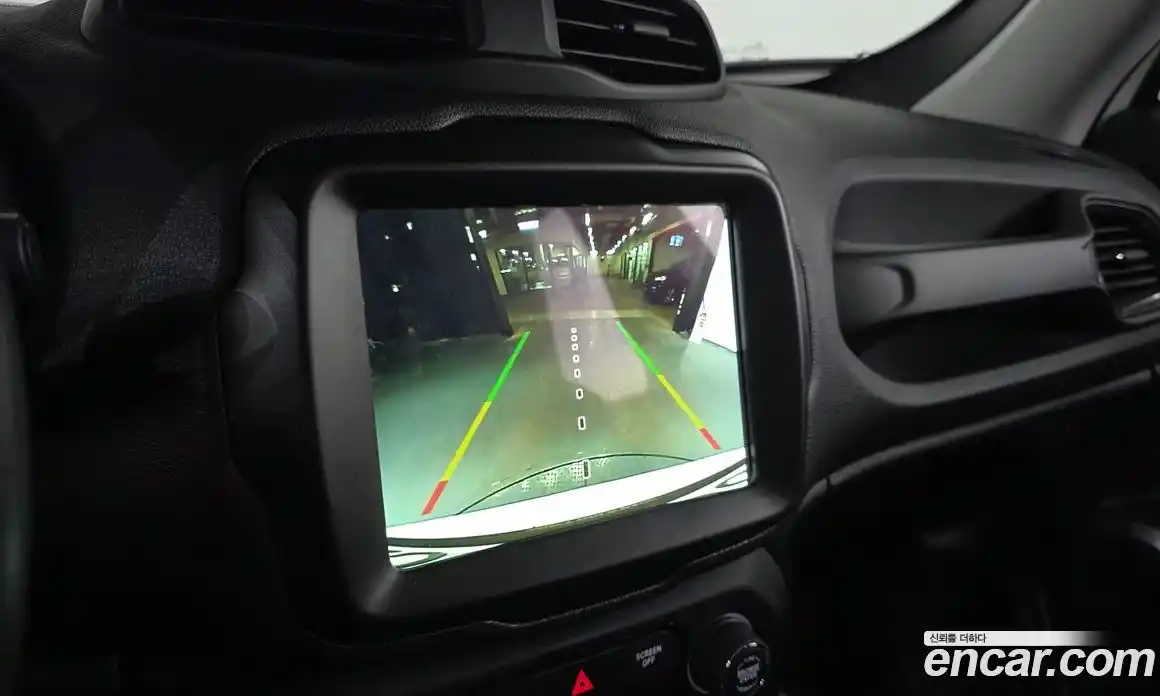 Jeep Renegade 2021 2.4 Автомат в Москве № 583159, фото 13