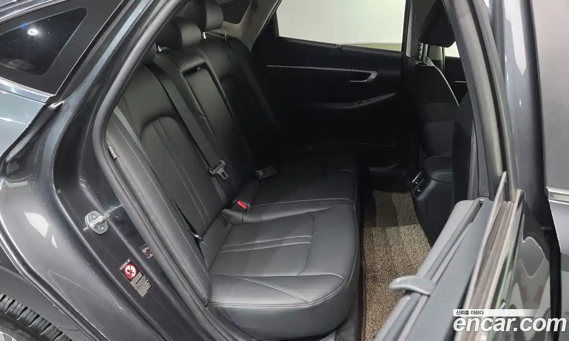 Hyundai Sonata 2021 2.0 Автомат в Москве № 583392, фото 12