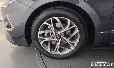 Hyundai Sonata 2021 2.0 Автомат в Москве № 583392, миниатюра 5