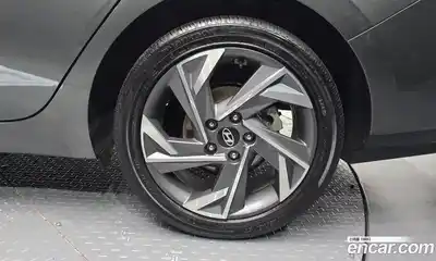 Hyundai Avante 2024 1.6 Автомат в Москве № 583427, миниатюра 5