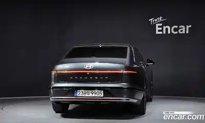 Hyundai Grandeur 2023 3.5 Автомат в Москве № 583482, миниатюра 4