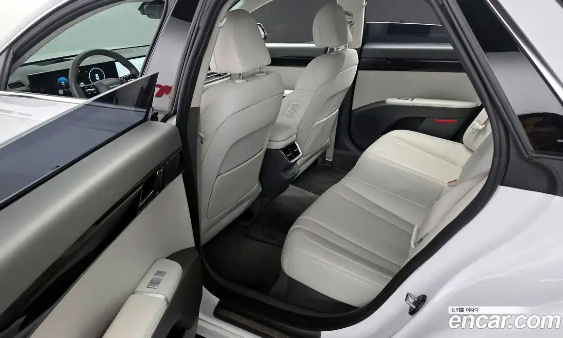 Hyundai Grandeur 2023 2.5 Автомат в Москве № 583520, фото 11