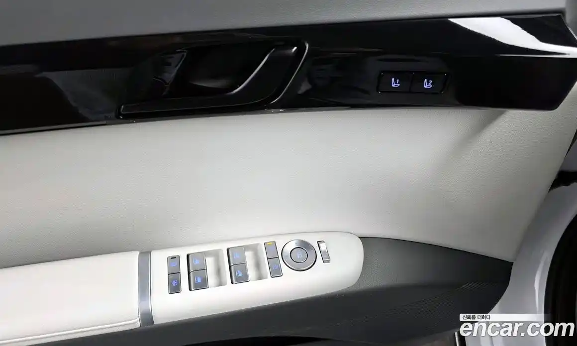 Hyundai Grandeur 2023 2.5 Автомат в Москве № 583520, фото 14