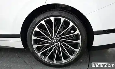 Hyundai Grandeur 2023 1.6 Автомат в Москве № 583597, миниатюра 5