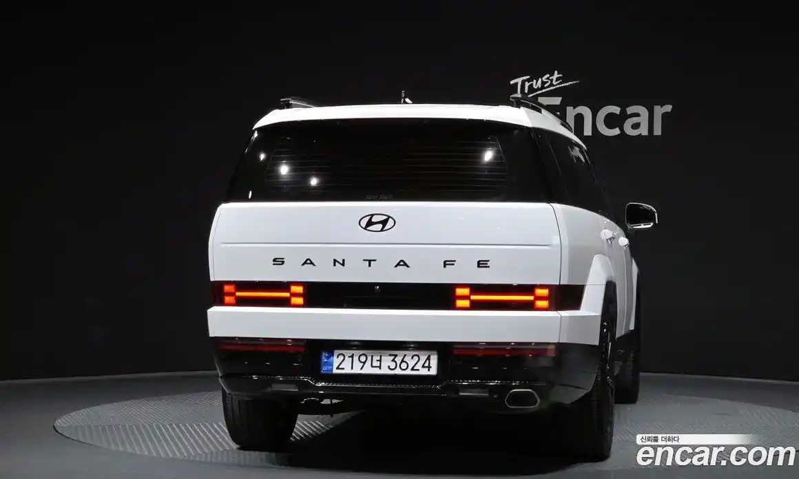 Hyundai Santa Fe 2024 2.5 Автомат в Москве № 583626, фото 4