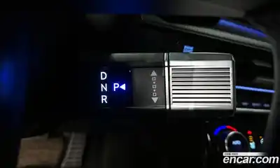 Hyundai Santa Fe 2024 2.5 Автомат в Москве № 583626, миниатюра 9