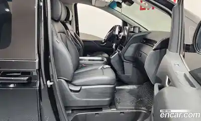 Hyundai Staria 2024 2.2 Автомат в Москве № 583689, миниатюра 11