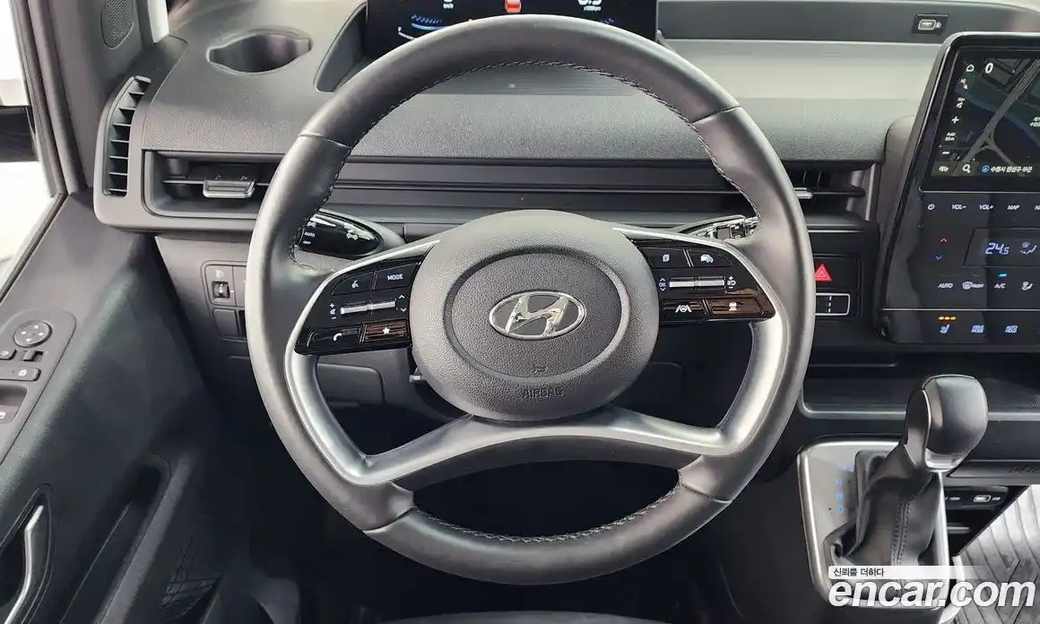 Hyundai Staria 2024 2.2 Автомат в Москве № 583689, фото 13