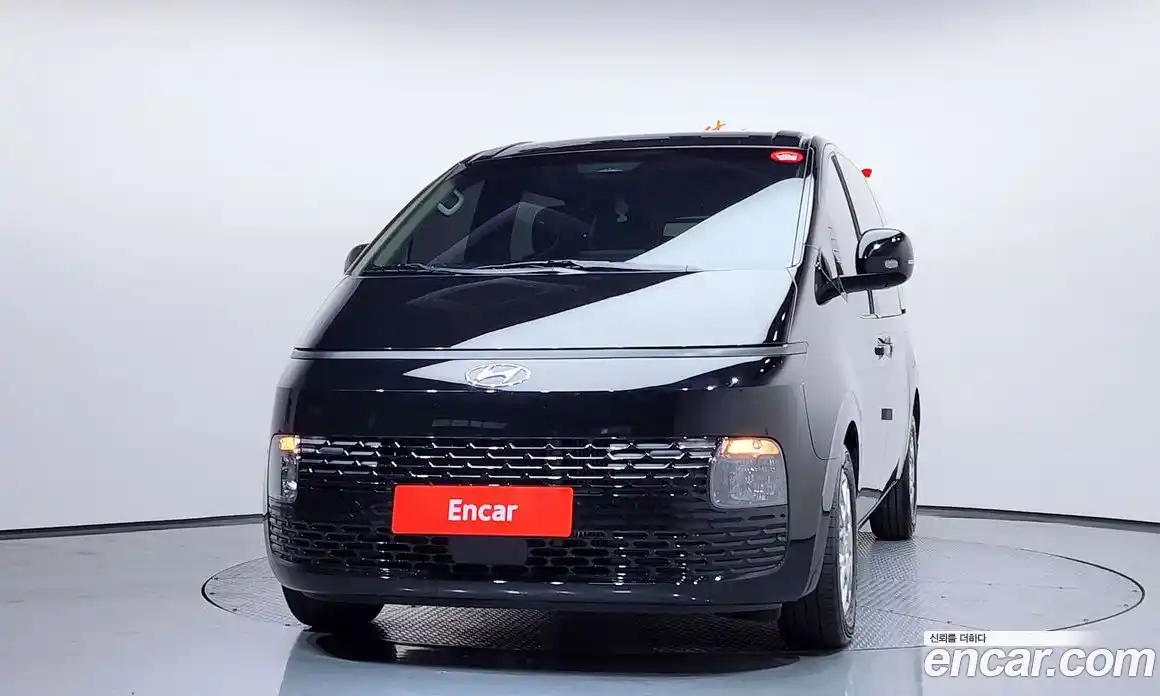 Hyundai Staria 2024 2.2 Автомат в Москве № 583689, фото 3