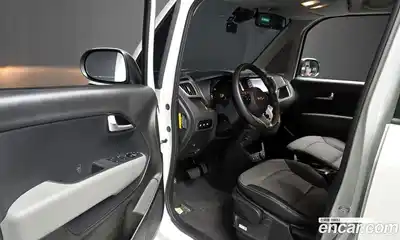 Kia Ray 2022 1.0 Автомат в Москве № 584002, миниатюра 11