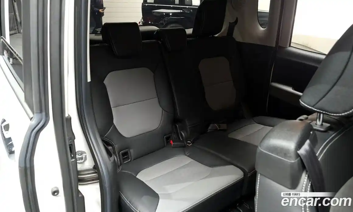 Kia Ray 2022 1.0 Автомат в Москве № 584002, фото 12