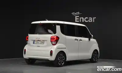 Kia Ray 2022 1.0 Автомат в Москве № 584002, миниатюра 2