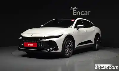 Toyota Crown, 2025