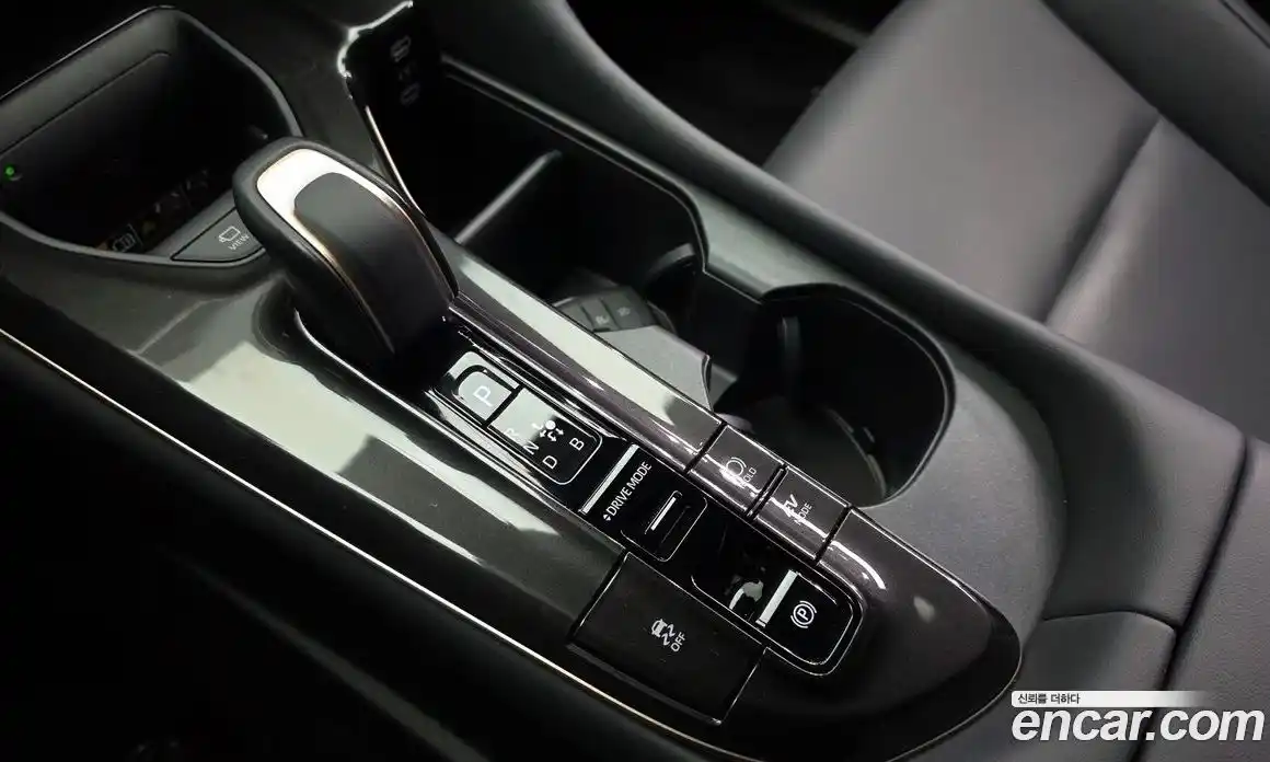 Toyota Crown 2025 2.5 Автомат в Москве № 584558, фото 9