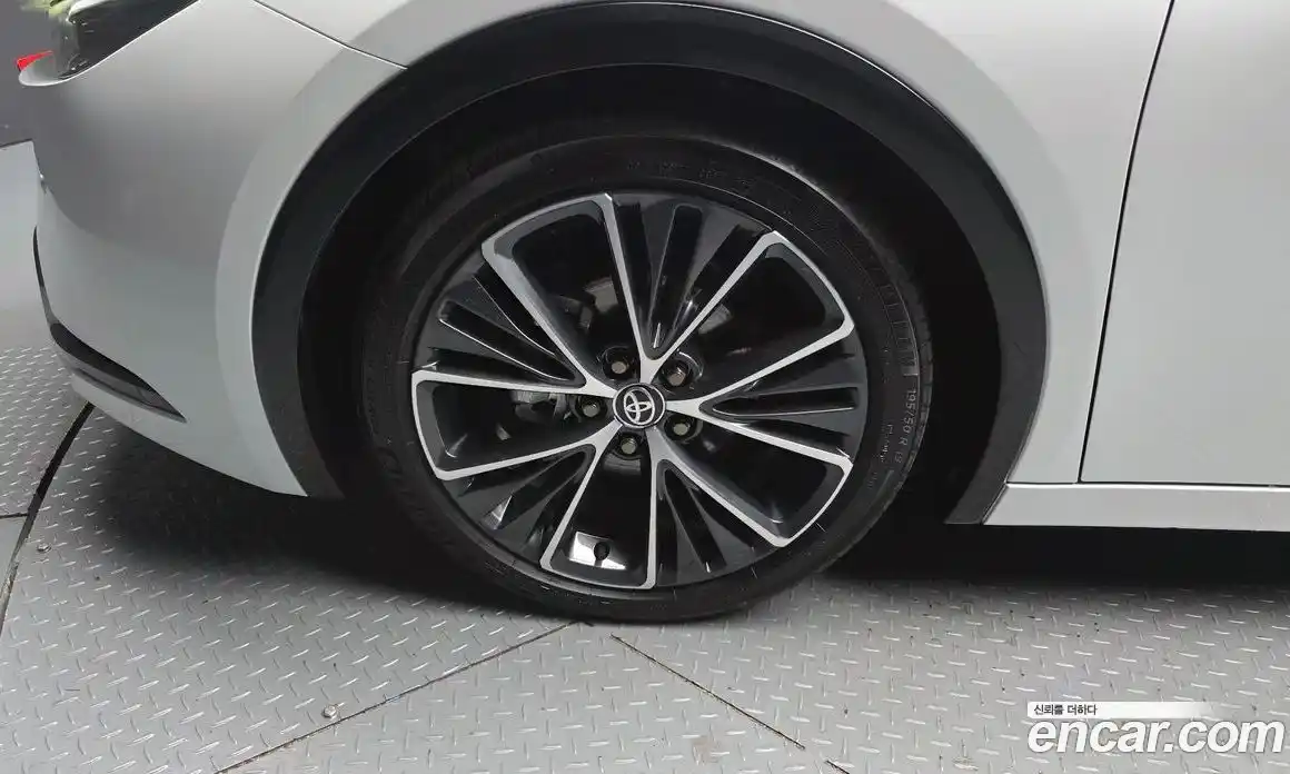 Toyota Prius 2024 2.0 Автомат в Москве № 584585, фото 5