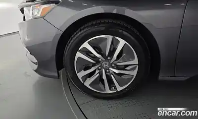 Honda Accord 2020 2.0 Автомат в Москве № 584616, миниатюра 5