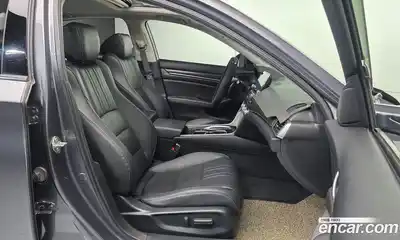 Honda Accord 2020 2.0 Автомат в Москве № 584616, миниатюра 10