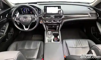 Honda Accord 2019 2.0 Автомат в Москве № 584638, миниатюра 7