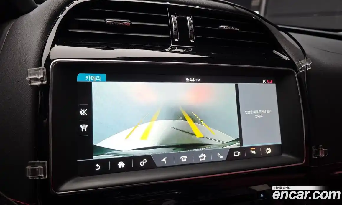 Jaguar F-Pace 2019 2.0 Автомат в Москве № 585351, фото 15