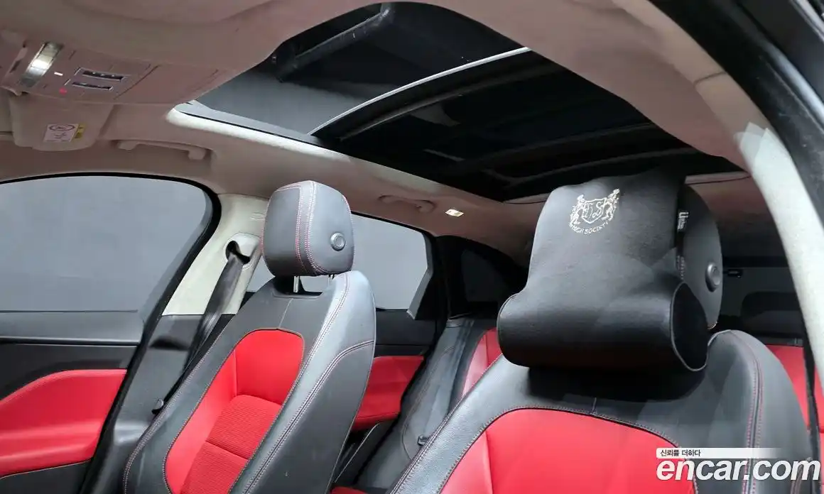 Jaguar F-Pace 2019 2.0 Автомат в Москве № 585351, фото 19