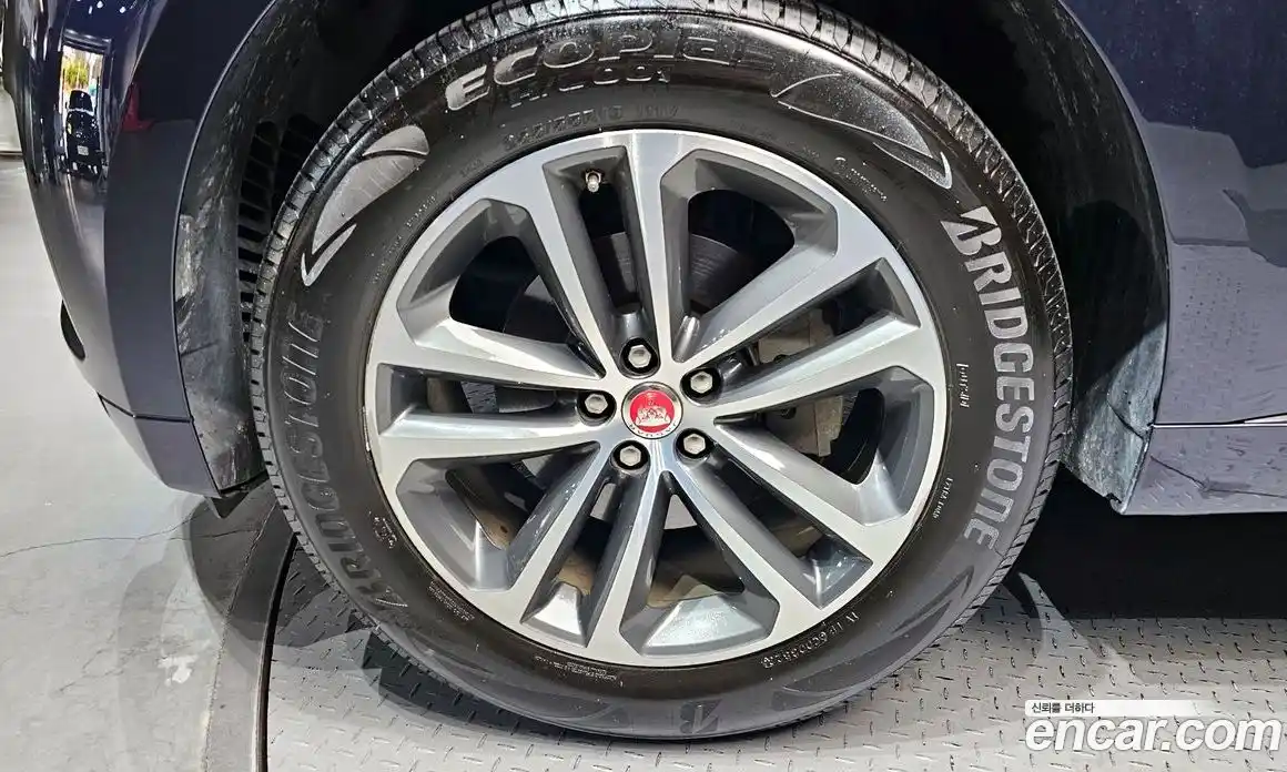 Jaguar F-Pace 2019 2.0 Автомат в Москве № 585351, фото 5