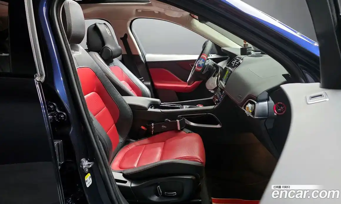 Jaguar F-Pace 2019 2.0 Автомат в Москве № 585351, фото 10