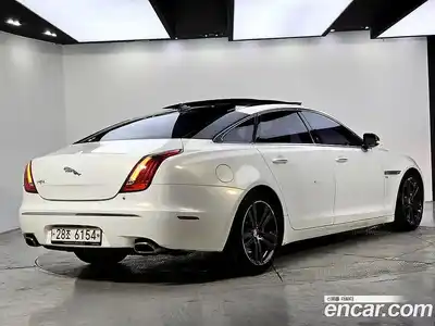 Jaguar XJ 2015 3.0 Автомат в Москве № 585366, миниатюра 4