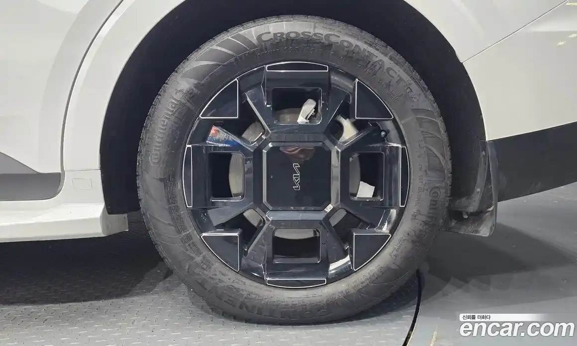 Kia Canival 2025 1.6 Автомат в Москве № 586030, фото 5