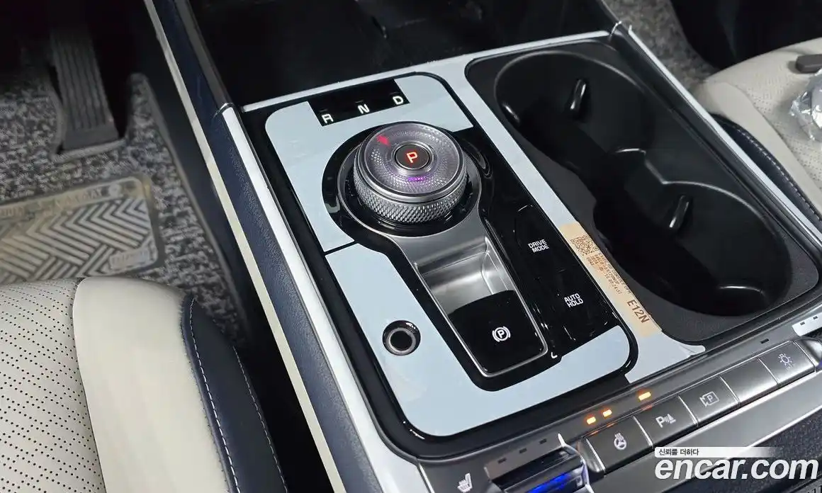 Kia Canival 2025 1.6 Автомат в Москве № 586030, фото 9