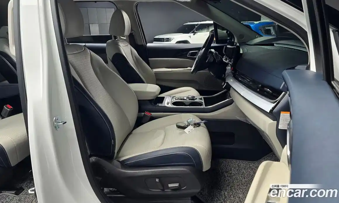 Kia Canival 2025 1.6 Автомат в Москве № 586030, фото 10