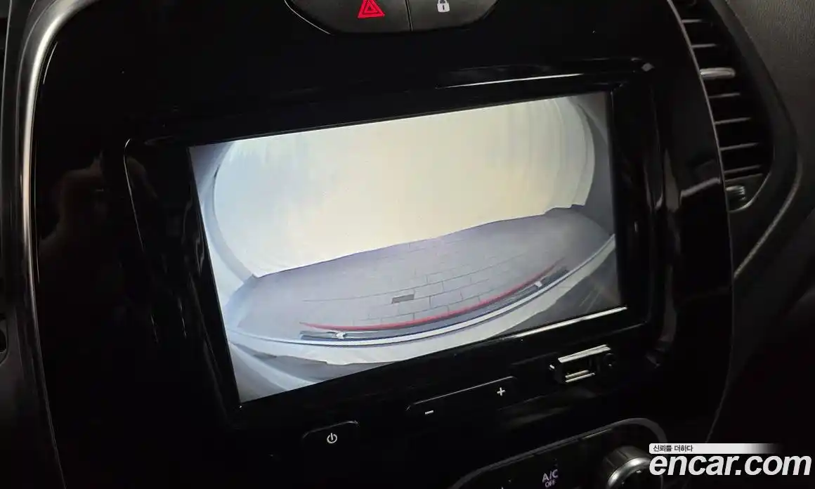 Renault QM3 2018 1.5 Автомат в Москве № 586693, фото 16