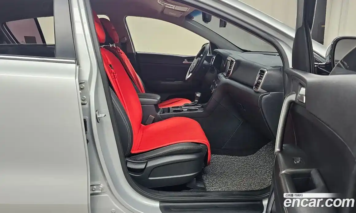 Kia Sportage 2016 2.0 Автомат в Москве № 587569, фото 11